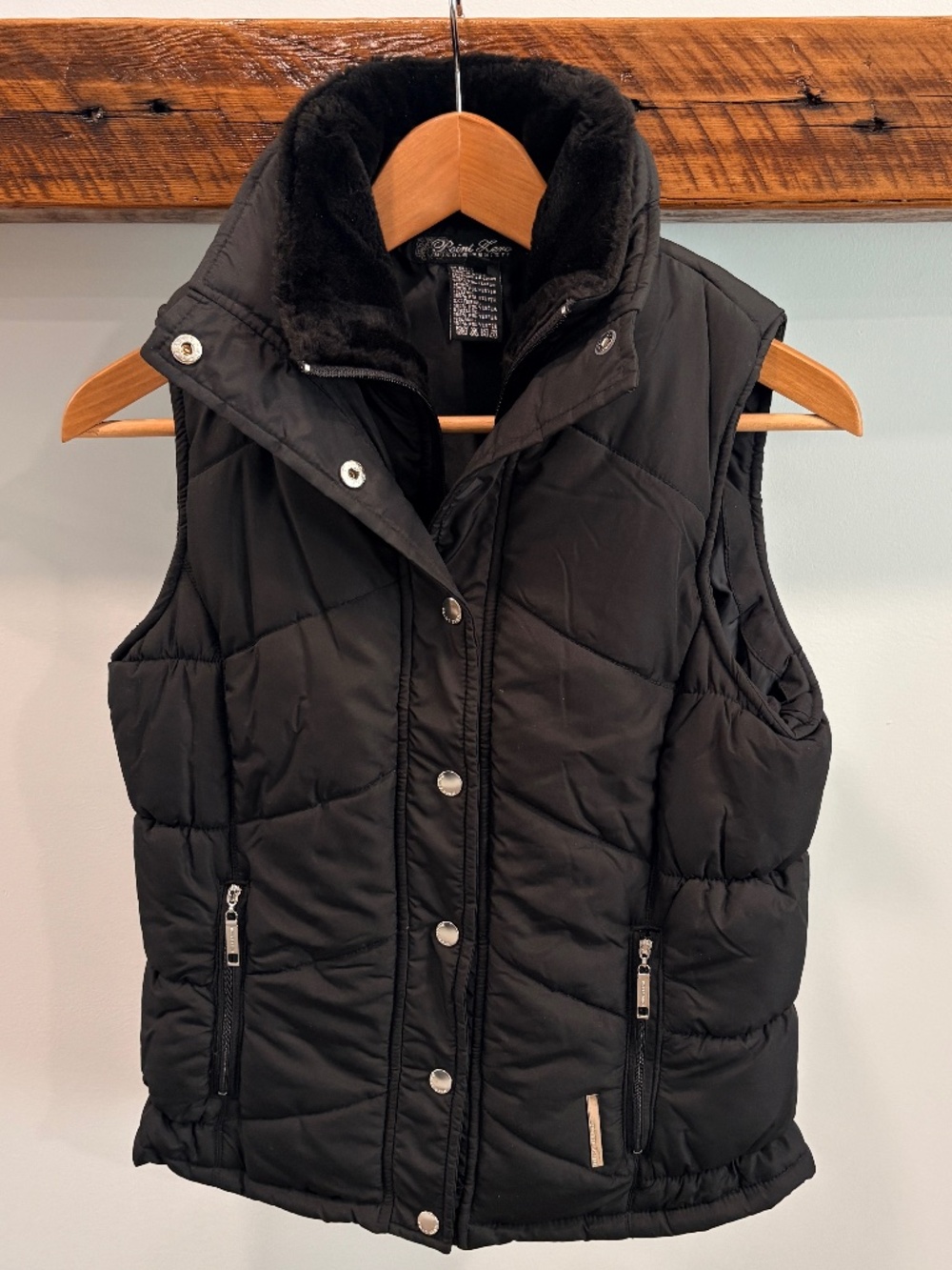 Point Zero Black Quilted Puffer Vest Faux Fur Collar Winter Layering Size S